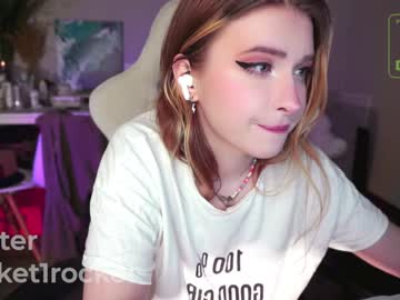 webcam girl pocketrocket_ live cam image #8419233