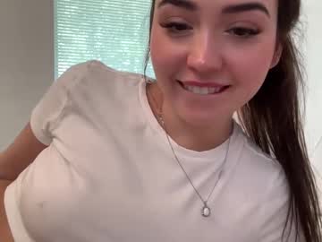 webcam girl jocelyynn live cam image #10574202