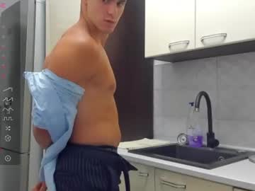 webcam man wilsonjules live cam image #10023215