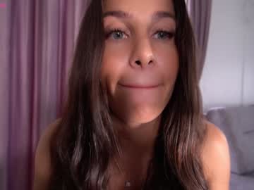 webcam girl innocentemmy live cam image #10339588