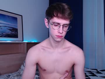 webcam man alfie_evanss live cam image #4979985