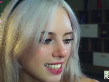 webcam girl audreycarvin live cam image #10030944