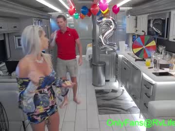 webcam girl rvlifebarbie live cam image #1861593