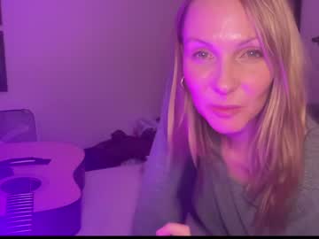 webcam girl kaileeshy live cam image #1452833