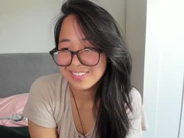 webcam girl naughtynerdygirl live cam image #9363604