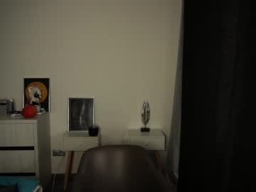 webcam girl trixie1belle live cam image #888118
