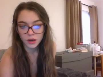 webcam girl rosegold18 live cam image #4001842