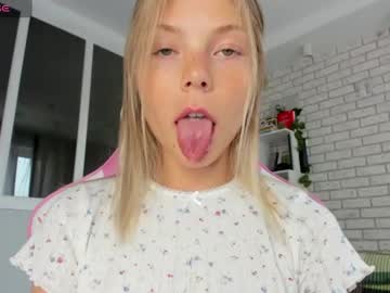 webcam girl deva_alice live cam image #9937908