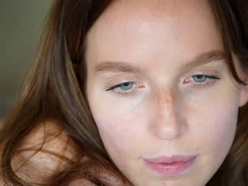 webcam girl ellaa91 live cam image #3580508