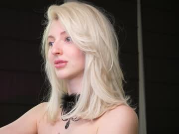 webcam girl yournaughtymiss live cam image #8994418