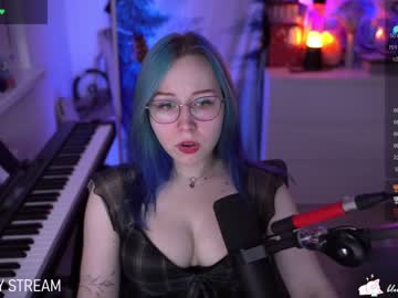 webcam girl blue_mooncat live cam image #7202560