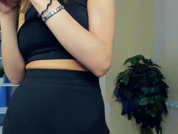 webcam girl felissiany live cam image #8689532
