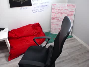 webcam girl yourcrazyneightbor live cam image #3474085
