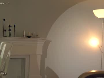 webcam girl artmosphera live cam image #6409968