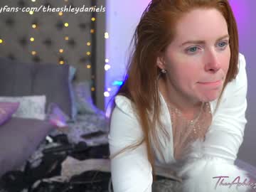 webcam girl theashleydaniels live cam image #2428512