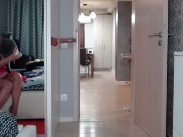 webcam girl carmela_fox live cam image #1493783