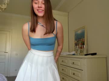 webcam girl eleonora_linn live cam image #3025978