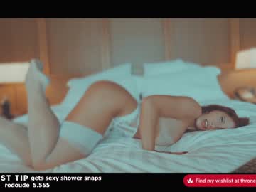 webcam girl rougeoud live cam image #7672792