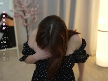 webcam girl floret_joy live cam image #8501299