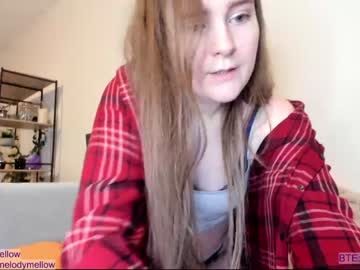 webcam girl in_tune live cam image #4003482
