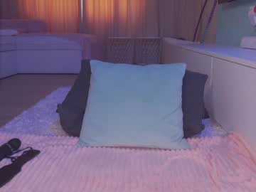 webcam girl aveksmr live cam image #3328301