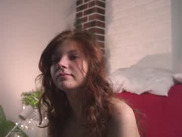 webcam girl erlineberkshire live cam image #11469102