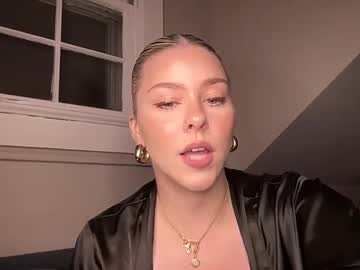 webcam girl novavangogh live cam image #10708796