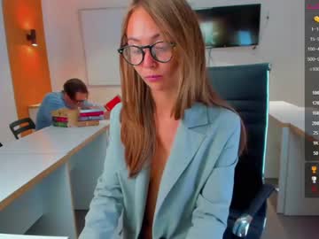 webcam girl game__of__porn live cam image #2643737