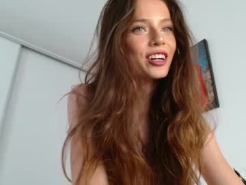 webcam girl isia_slay live cam image #3350441