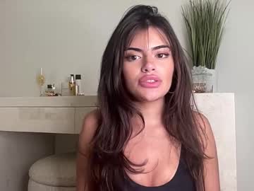 webcam girl poutyselena live cam image #12074115