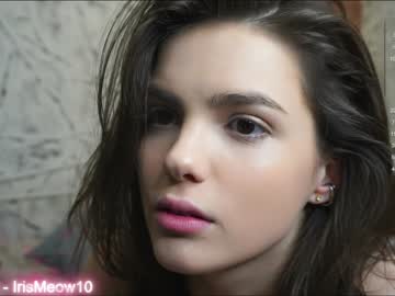webcam couple emiliacourtney live cam image #7854690