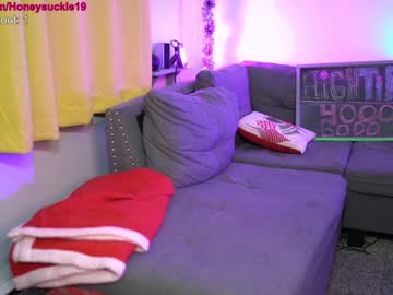 webcam girl 19honeysuckle live cam image #1163160