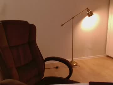 webcam girl bitter_moon live cam image #9264533