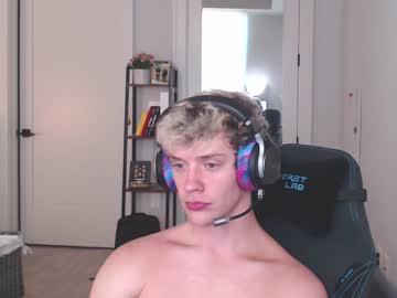 webcam man ironthud live cam image #2858101