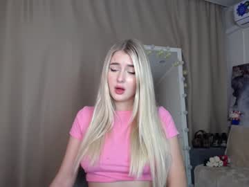 webcam girl cute18cute live cam image #3260727