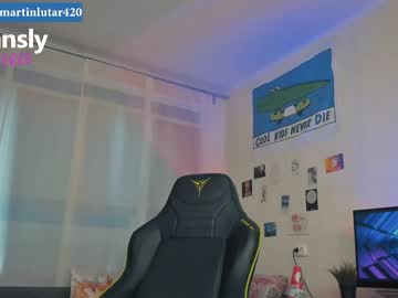 webcam man martinlutar420 live cam image #7293276