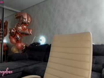 webcam girl tia__moon live cam image #1678203