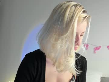 webcam girl yournaughtymiss live cam image #4121226