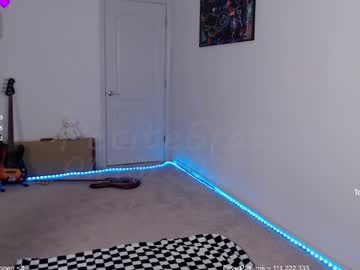 webcam girl petitebrat live cam image #11582058