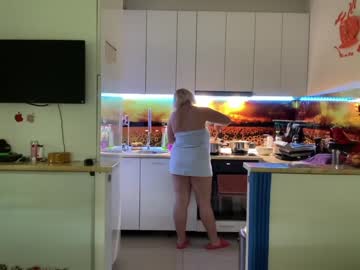 webcam girl kiradivine live cam image #7159606