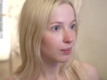 webcam girl my_stella live cam image #11024236