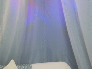 webcam girl juliepenningtona live cam image #8852915