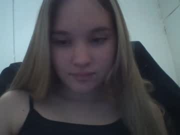 webcam girl pinkklola2 live cam image #2506012