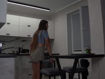 webcam girl elisa_moon live cam image #10269371