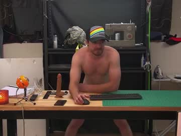 webcam man brad_bounce live cam image #3183867