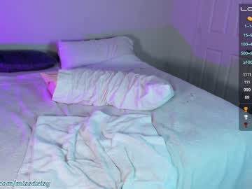 webcam girl daisydeville live cam image #6512985