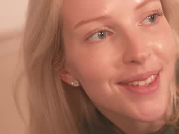 webcam girl my_stella live cam image #12940605