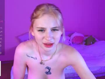 webcam girl barbieee_doll live cam image #10049463