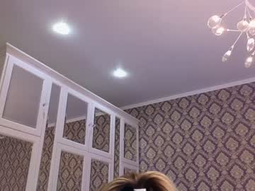 webcam girl misss_viki live cam image #7734146
