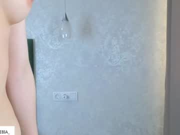 webcam girl ella__sweety live cam image #10966567